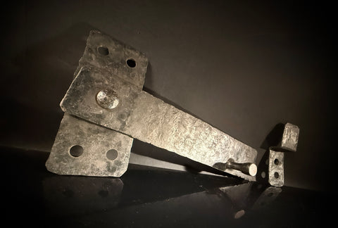 Hand-Forged Antique Wrought Iron Door Bolt & Catch Set – Medieval Lever Lock, Pre-Drilled Holes