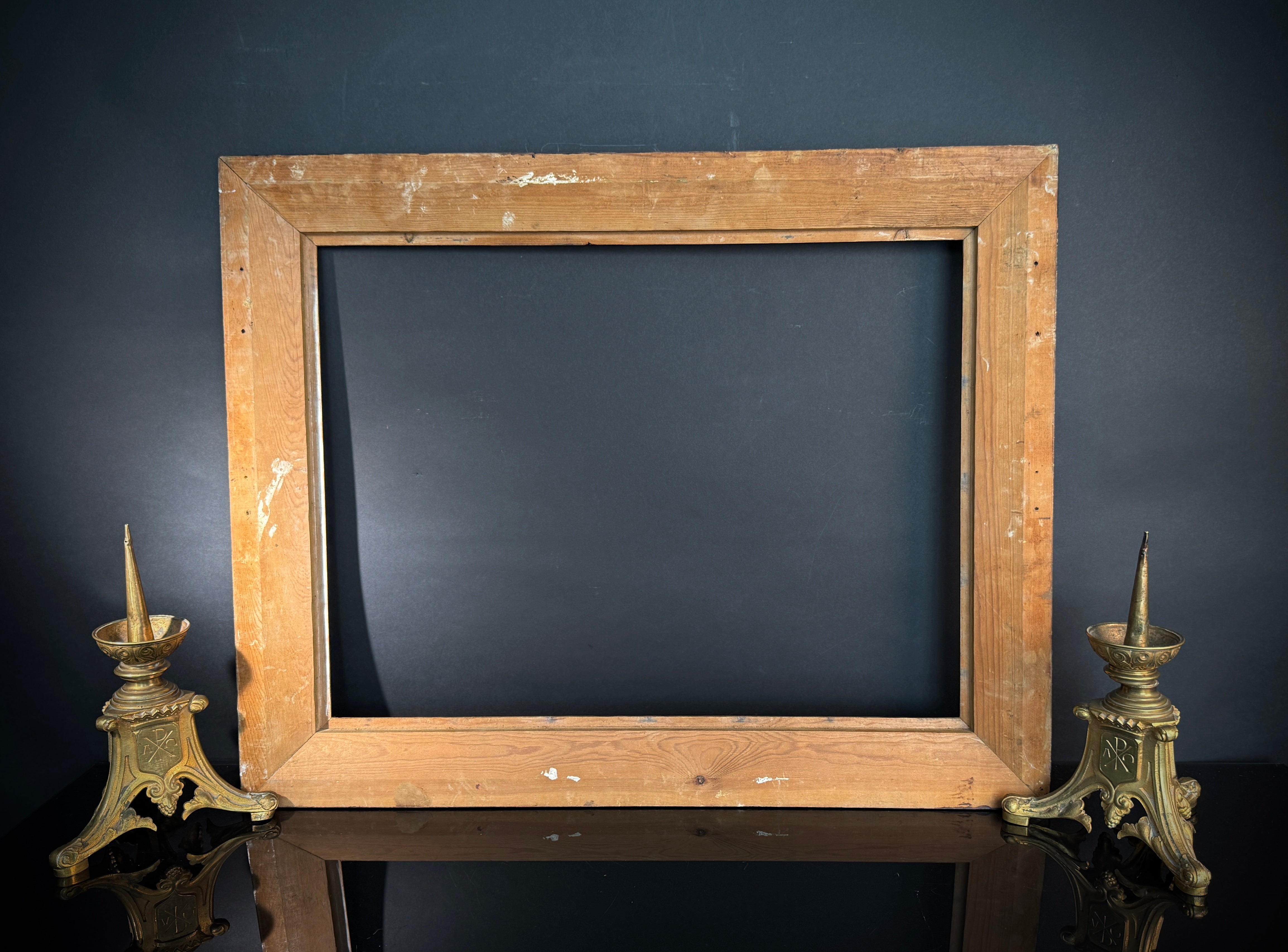 Large Shabby Vintage Picture Frame  |  Carved Wood  | Worn Gilt Finish (75cm x 59.5cm)
