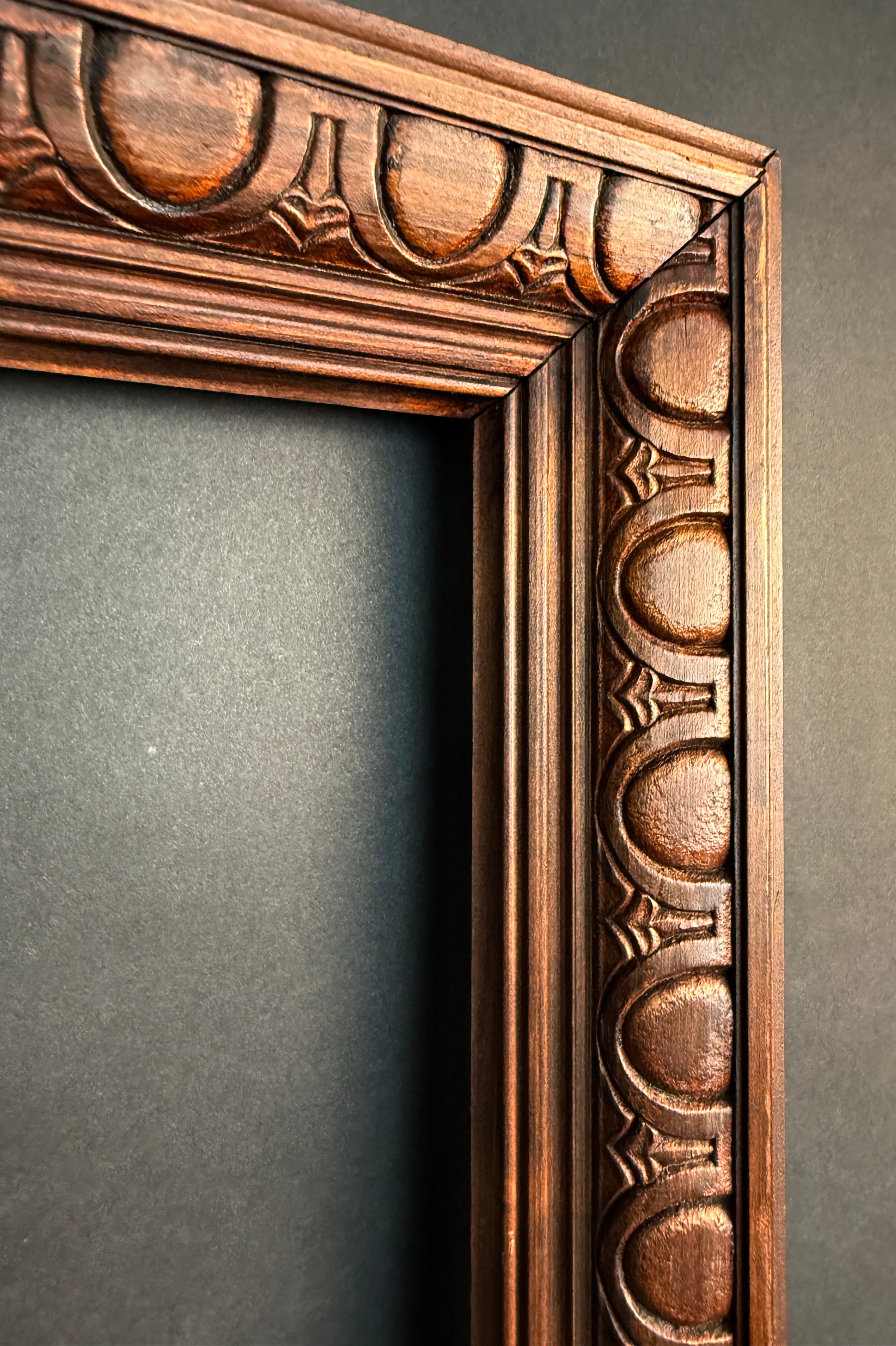 Extra Large Carved Wood picture Frame  |  114x87.5cm  |   Carved Detail  |  Gallery Wall