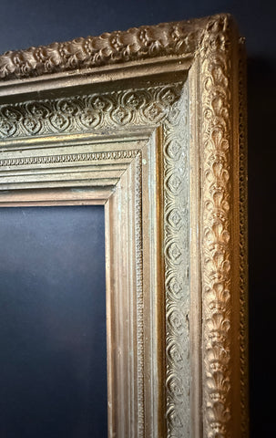 Large Antique Gilt Picture Frame – 19th‑Century Ornate Wood Gold Frame (78.5 cm × 61.5 cm)