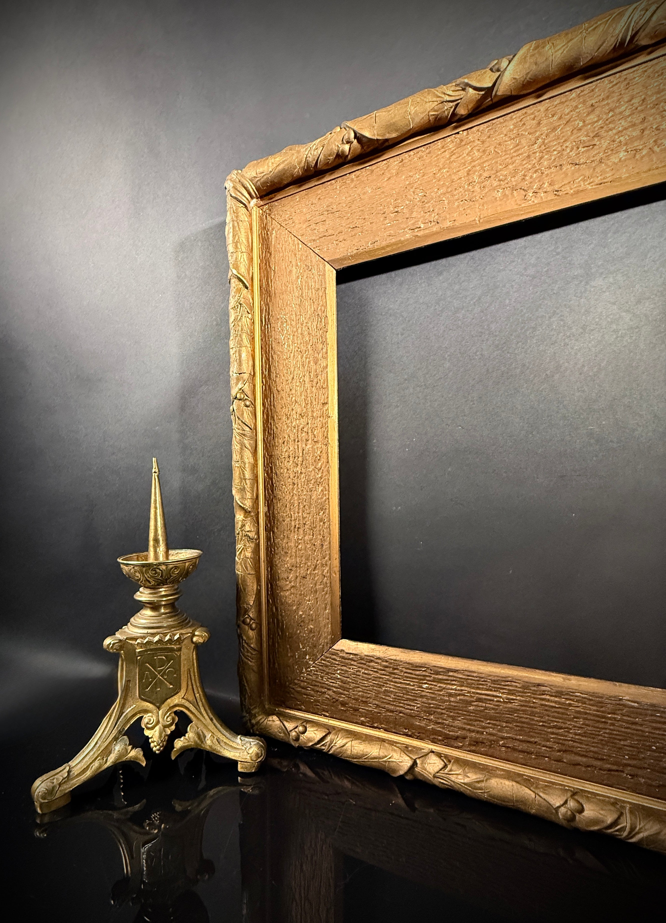 Antique Gilt Picture Frame (69.5cm x 54.5cm) – Wide Profile Classic Style | Art Mirror Display