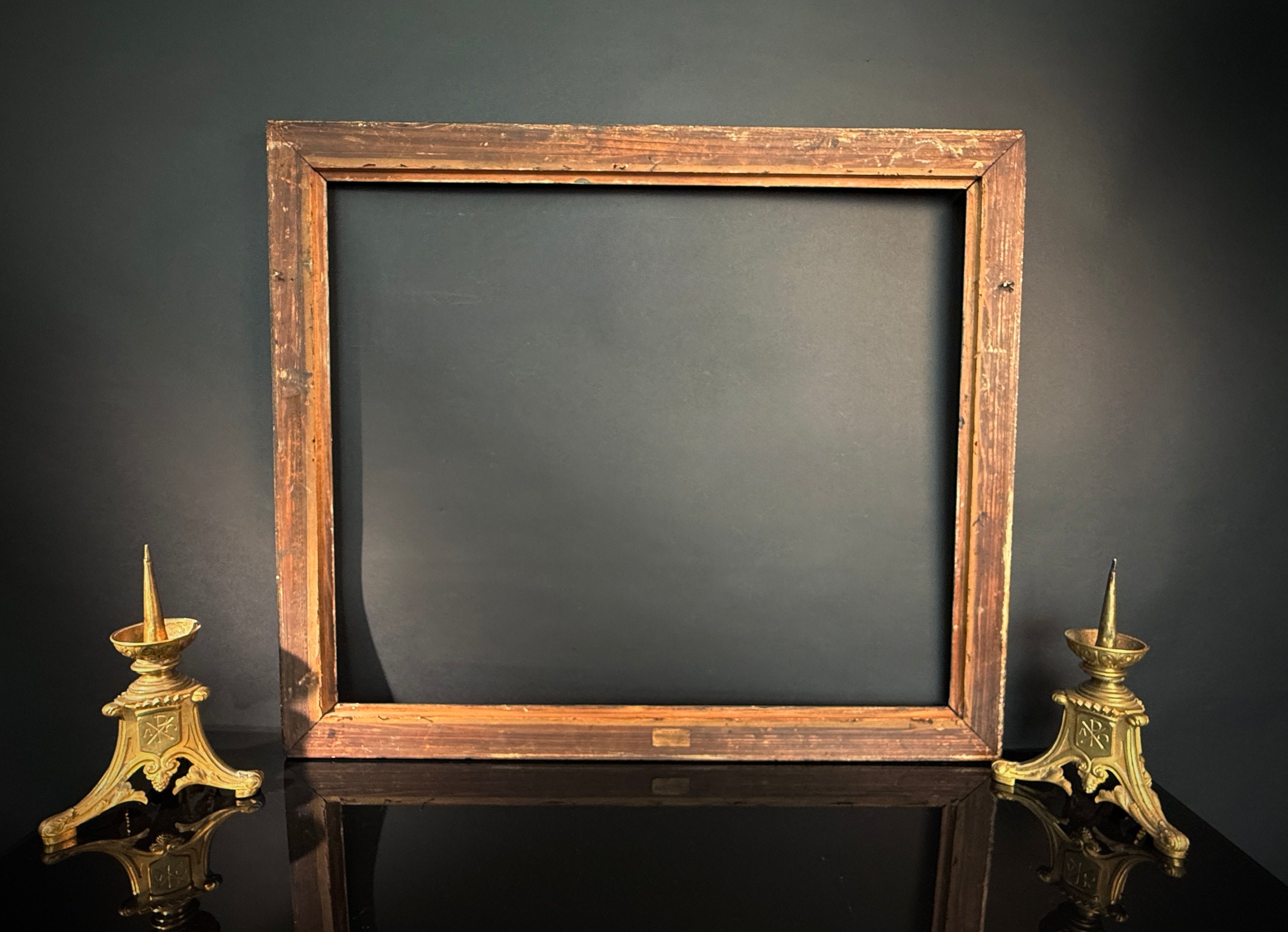 Large Antique Gilt Picture Frame (87x74.5cm) Classic Wall Decor / Wall Gallery