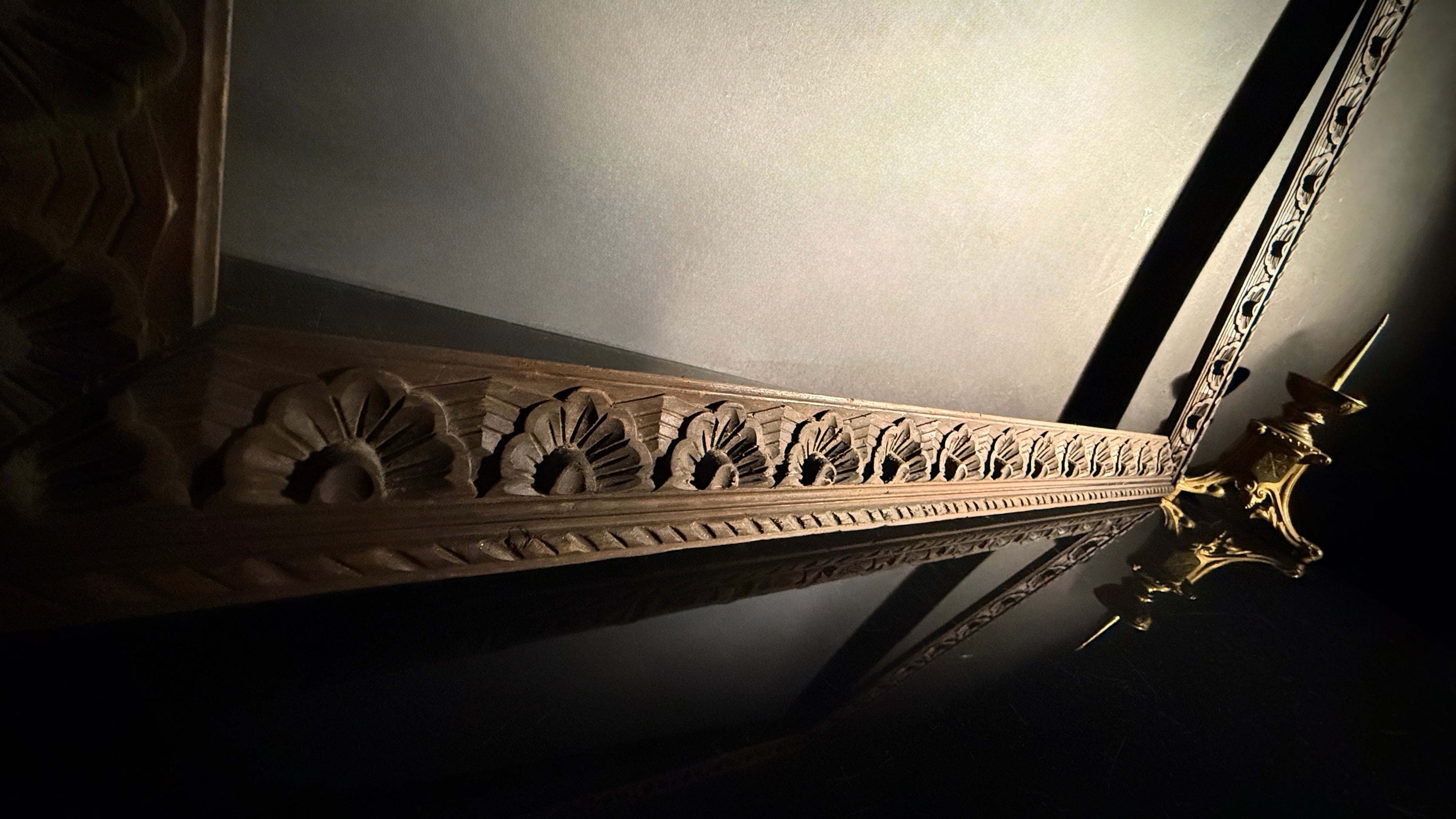 Large Carved Wood picture Frame | 92x71cm  | Carved Detail | Gallery Wall