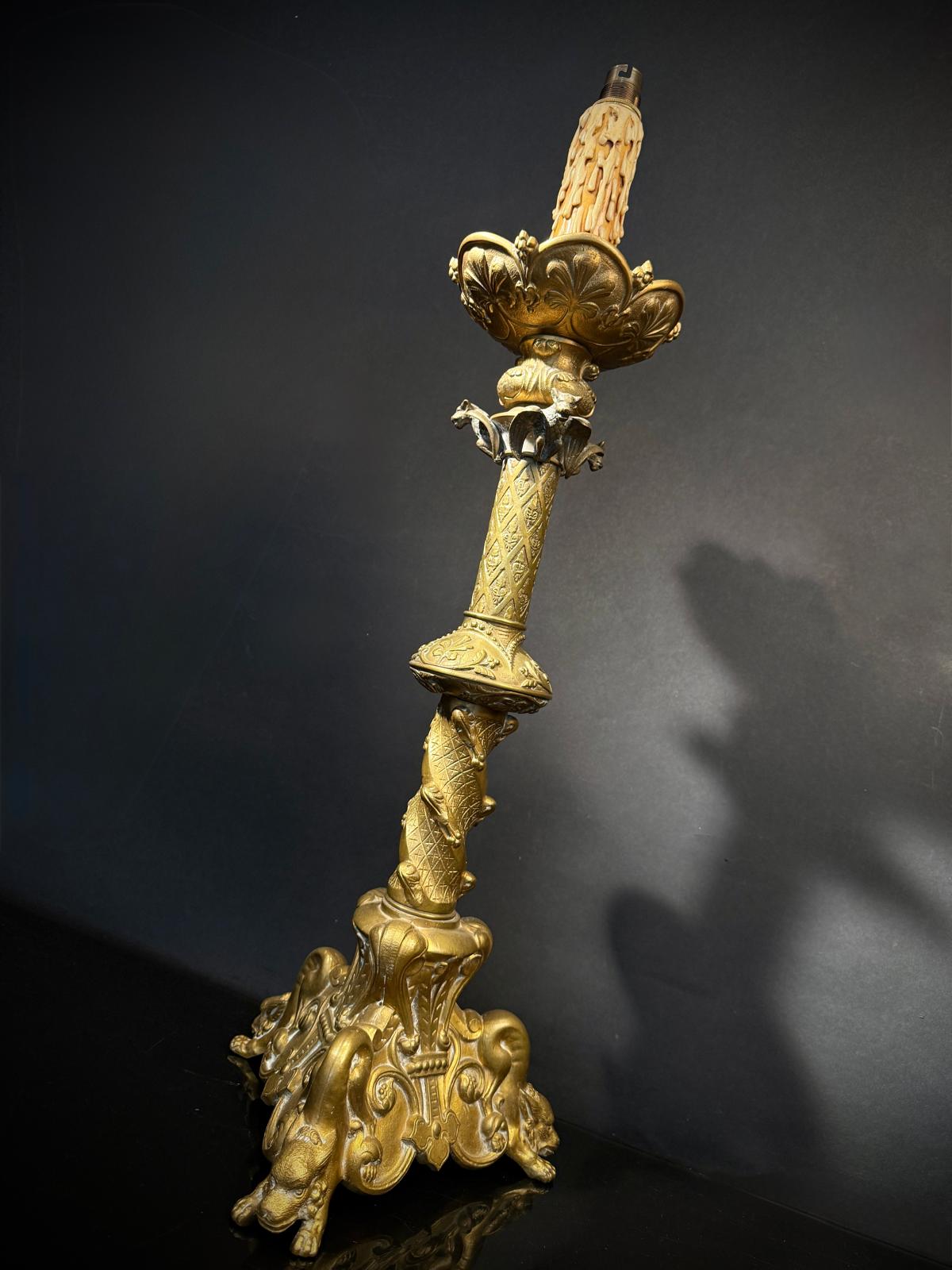 Antique Gothic Baroque Brass Table Lamp – Ornate Gilt Candlestick Lamp with Gargoyles, Dragons, Faux Wax Candle Tube – 67cm – Bayonet Bulb