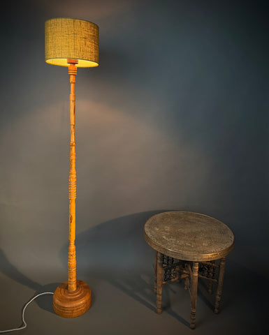 Vintage mid century Floor Lamp - Turned Wood Bobbin Column