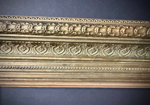 Large Antique Gilt Picture Frame – 19th‑Century Ornate Wood Gold Frame (78.5 cm × 61.5 cm)
