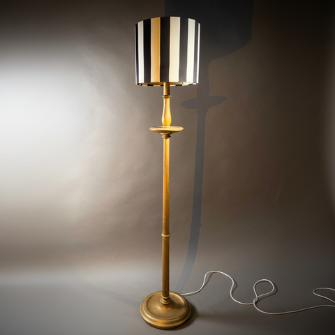 Vintage Gold Wood Floor Lamp – Fluted Turned Column, Candle Saucer, Bun Feet 159cm Tall