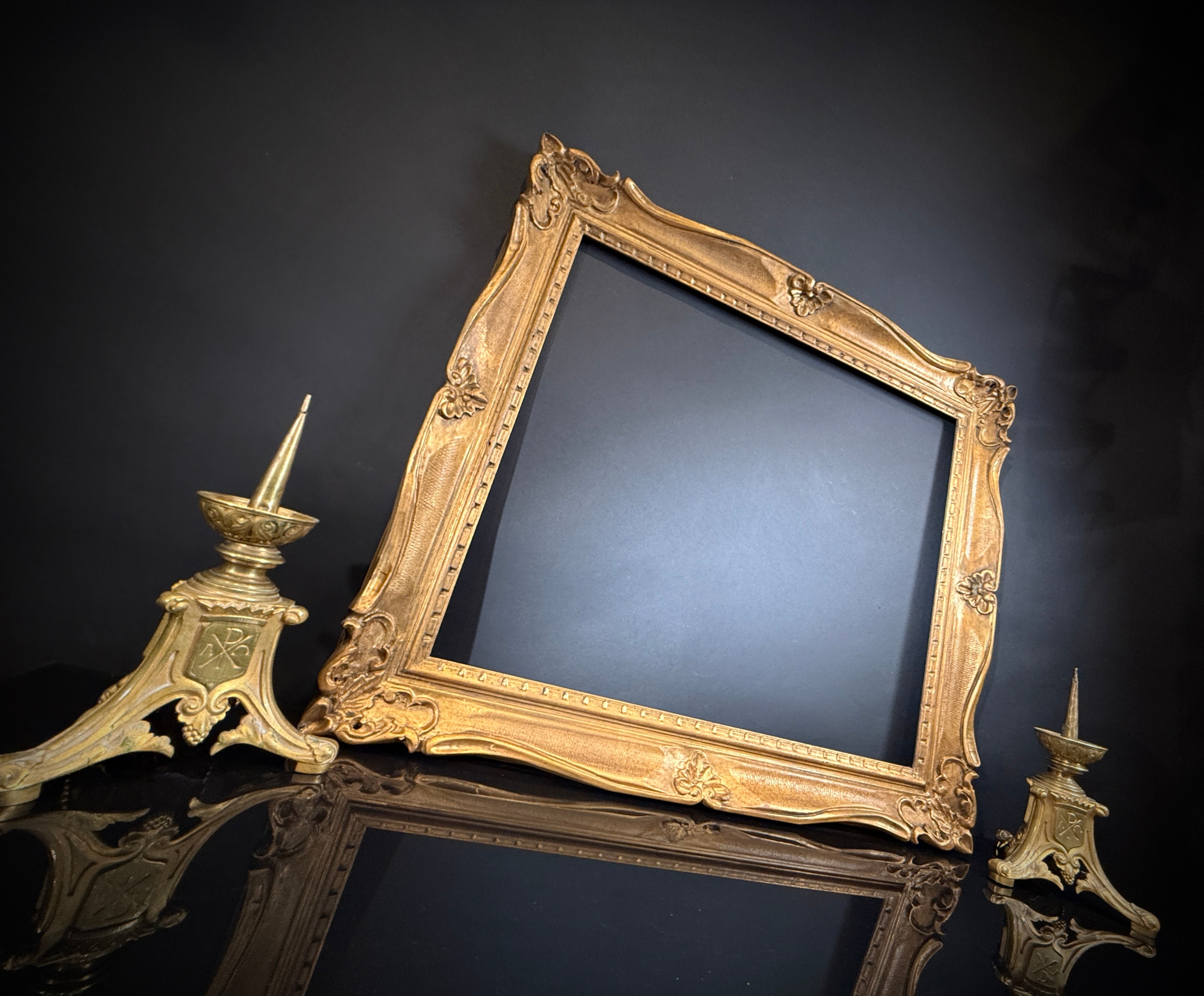 Large (70cm x 68cm) Carved Gilt Wood French Vintage Picture Frame (Solid wood no gesso)