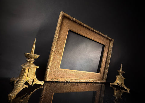 Antique Gilt Picture Frame (69.5cm x 54.5cm) – Wide Profile Classic Style | Art Mirror Display