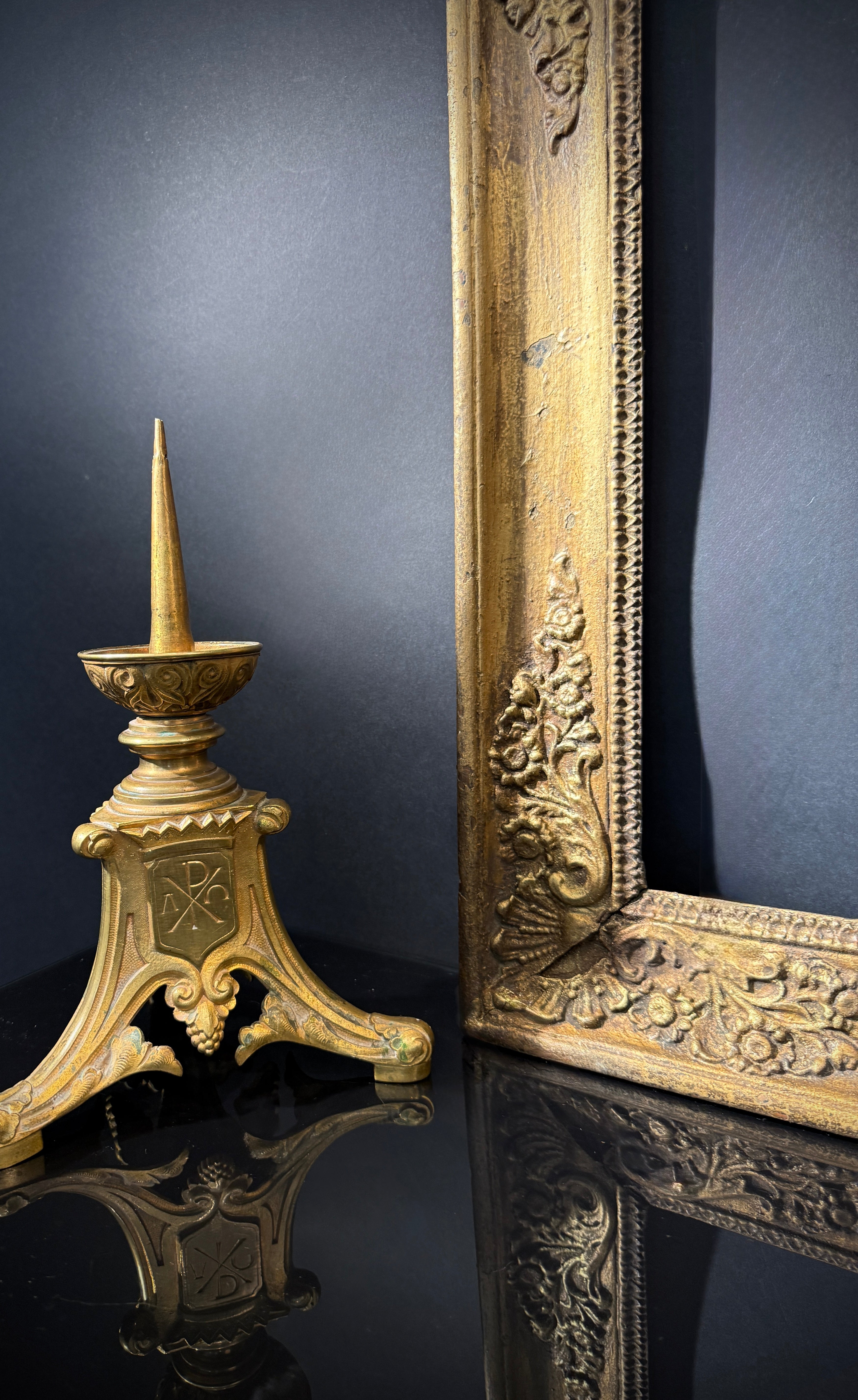 Large Antique Picture Frame (73x59cm) | Ornate Corner Detail | Classic GoldWall Decor / Wall Gallery