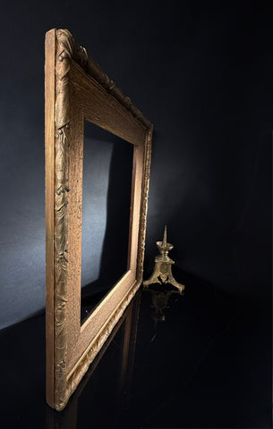 Antique Gilt Picture Frame (69.5cm x 54.5cm) – Wide Profile Classic Style | Art Mirror Display