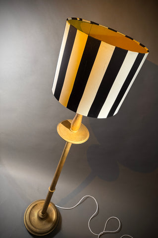 Vintage Gold Wood Floor Lamp – Fluted Turned Column, Candle Saucer, Bun Feet 159cm Tall