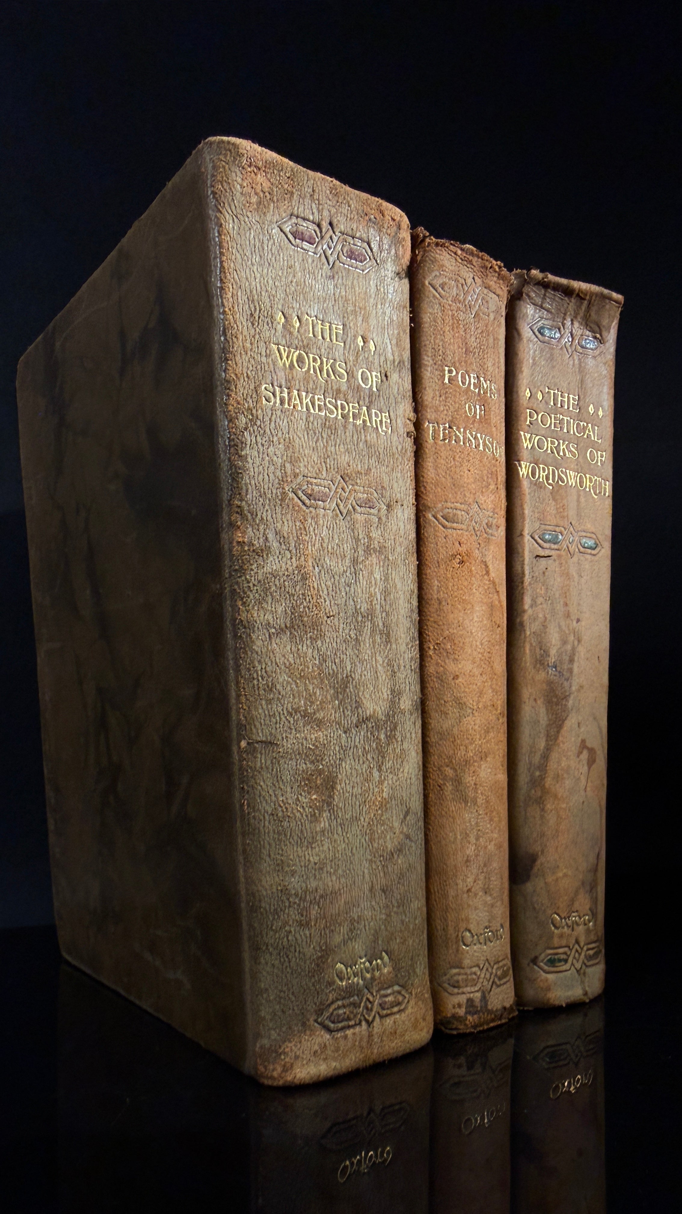 Oxford Leather-Bound Poetry Trio – Shakespeare, Wordsworth & Tennyson, 1922–1923