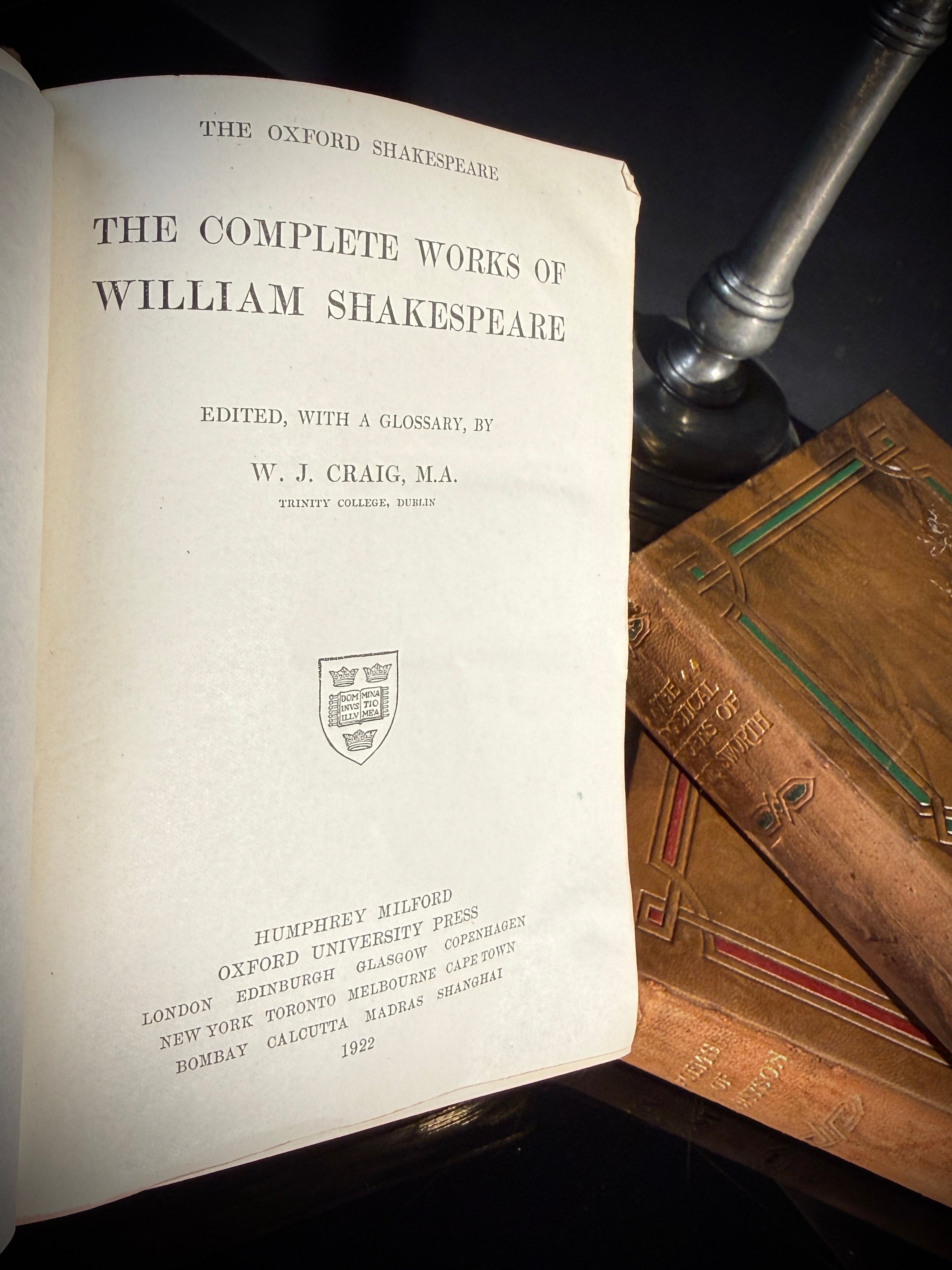 Oxford Leather-Bound Poetry Trio – Shakespeare, Wordsworth & Tennyson, 1922–1923