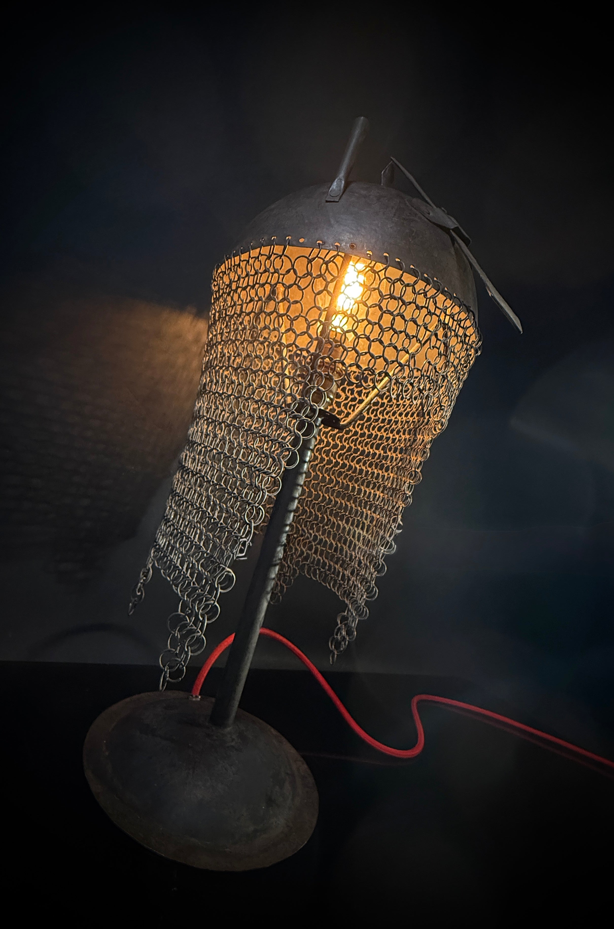 Persian Kulah Khud Helmet Table Lamp – Chainmail Steel Stand, Push-In Bulb Decorative Rajput Style Light