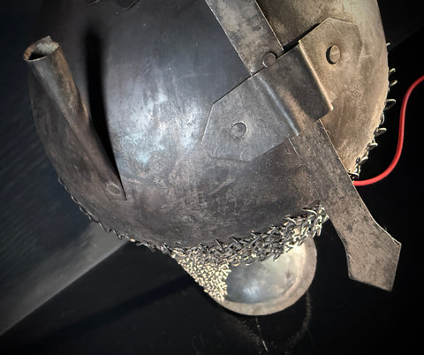 Persian Kulah Khud Helmet Table Lamp – Chainmail Steel Stand, Push-In Bulb Decorative Rajput Style Light