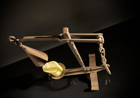 Wrought Iron Drop Snuffer Candle Holder – Lever Gravity Extinguisher, Antique Rustic Centerpiece