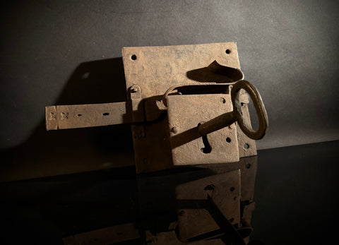 Antique Wrought Iron Rim Lock with Key – Hand-Forged British Door Lock, Medieval Style