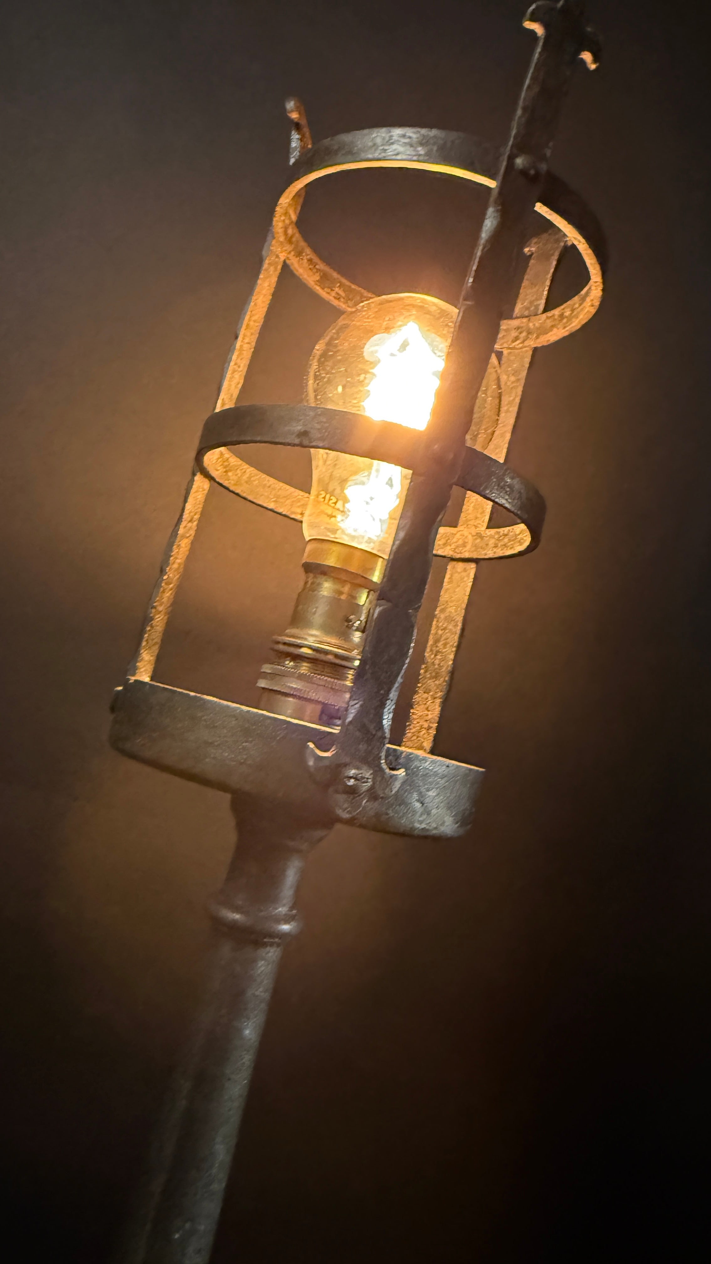 Hand-Forged Wrought Iron Gothic Table Lamp – Medieval Castle Torch Style with Brass Push-In Bulb Holder