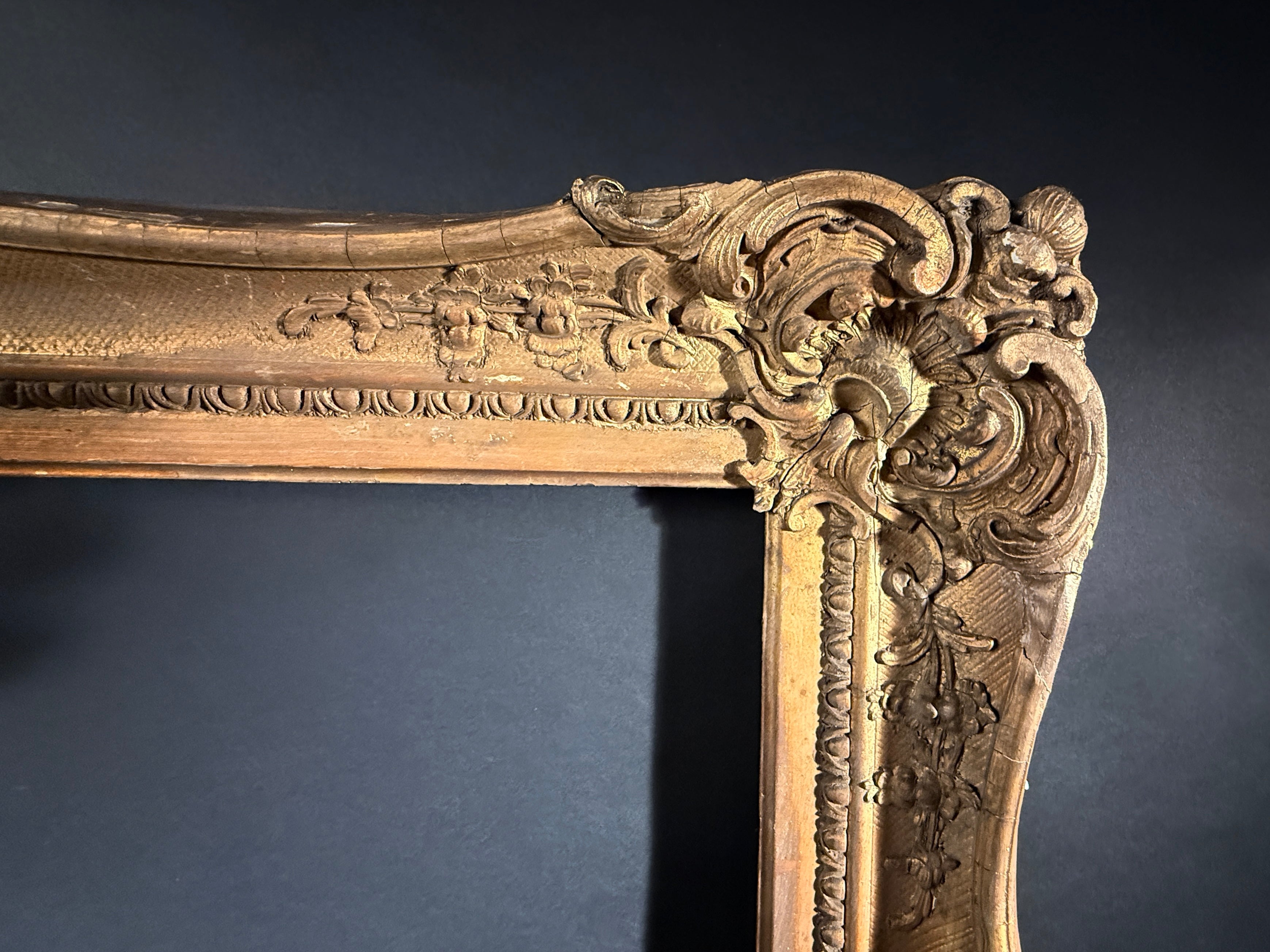 Extra Large Antique Gilt Picture Frame | 94x68cm | Ornate Corner Detail | Classic Wall Decor