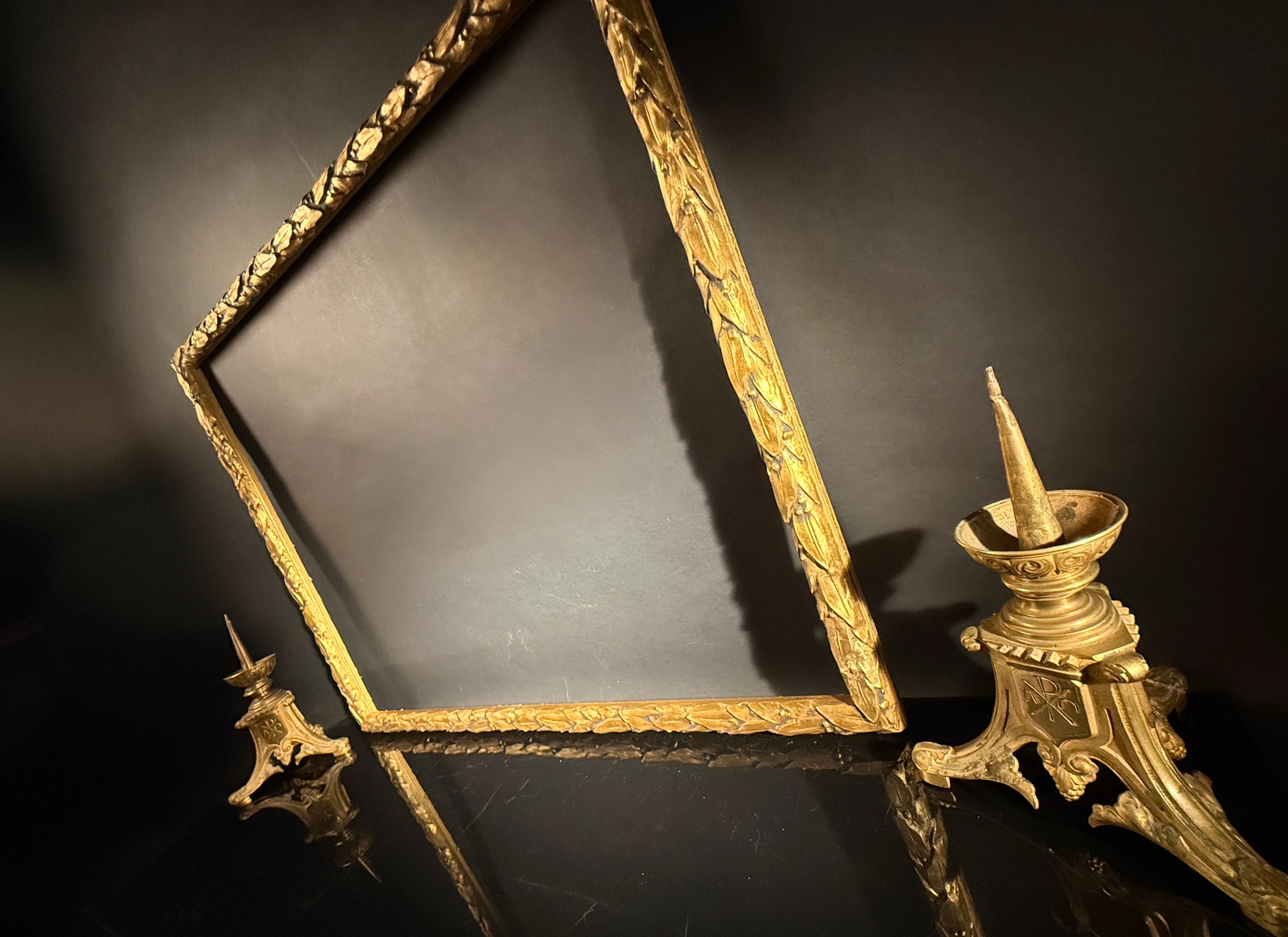 Extra Large Antique Gilt Picture Frame  |  Leaf & Berry Motif  |  84cm x 65.5cm  |  Solid Wood