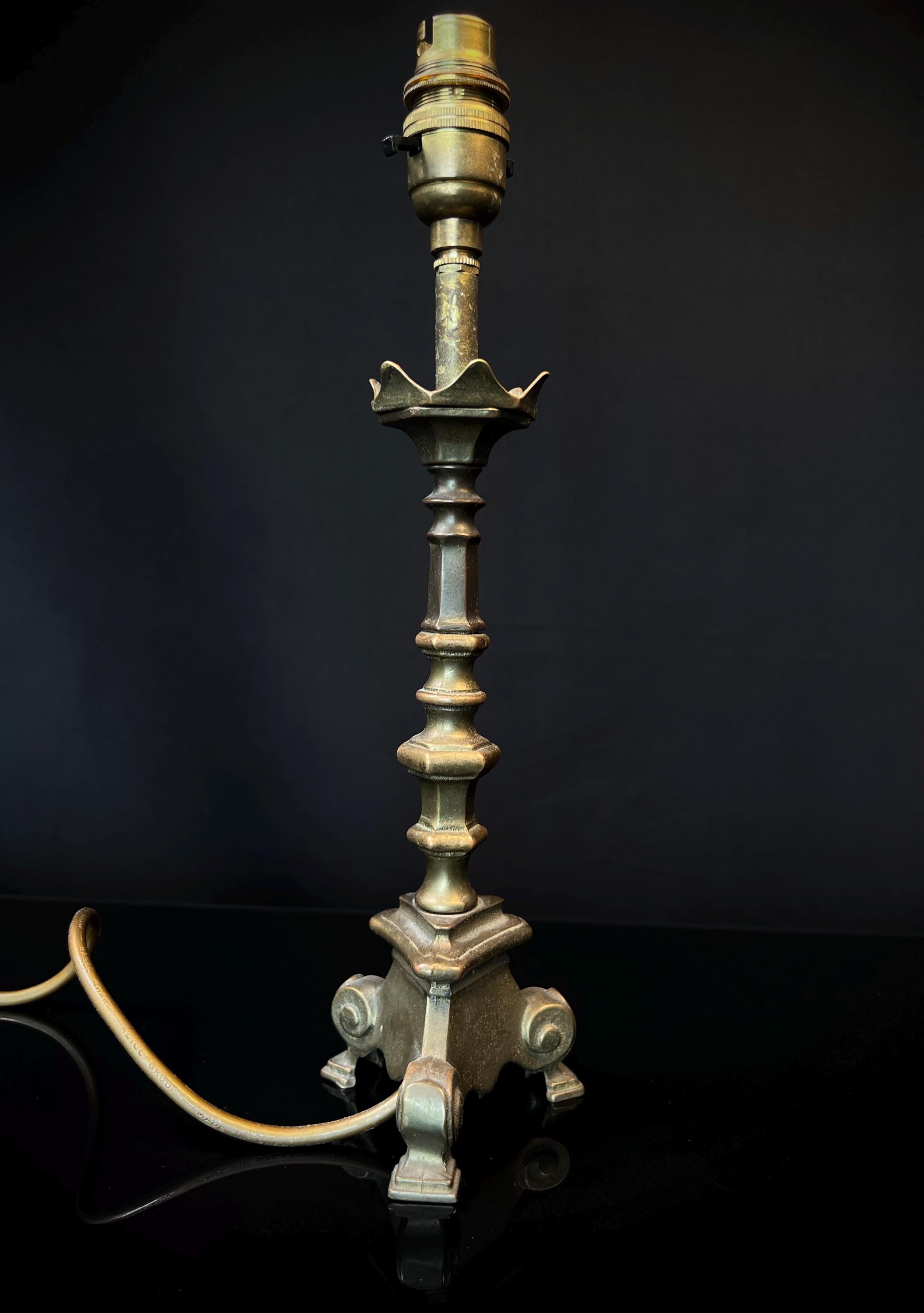 Antique Brass Vintage Table Lamp
