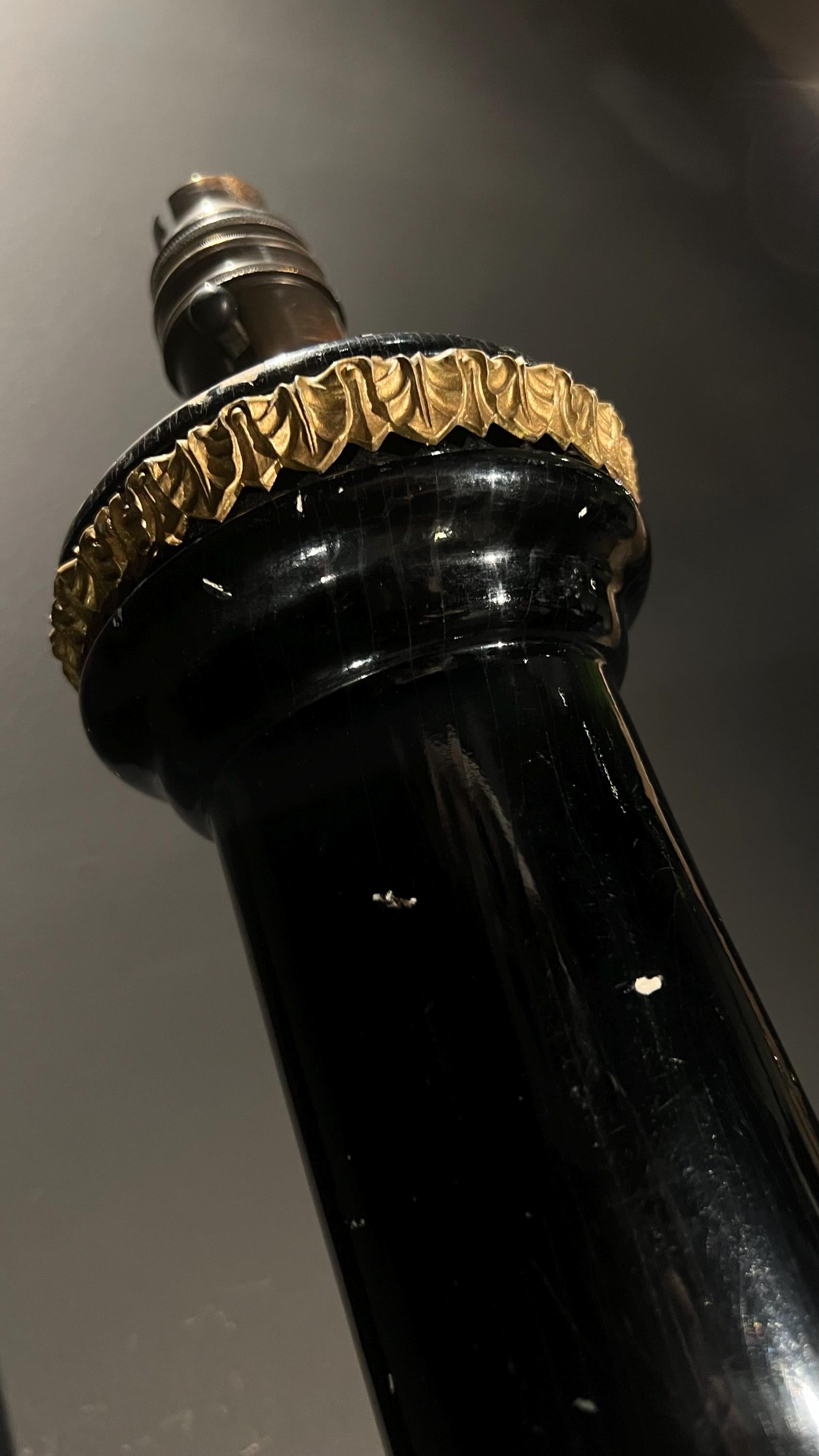 Exquisite Vintage Shabby Chic Ebonised Table Lamp (Early 1900’s)
